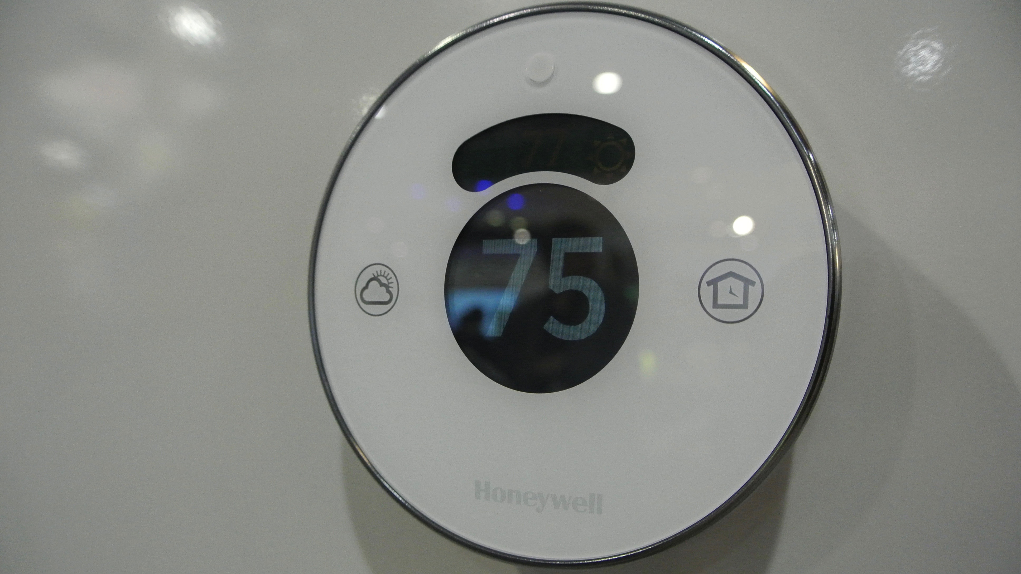Honeywell Lyric HomeKit CES 2016