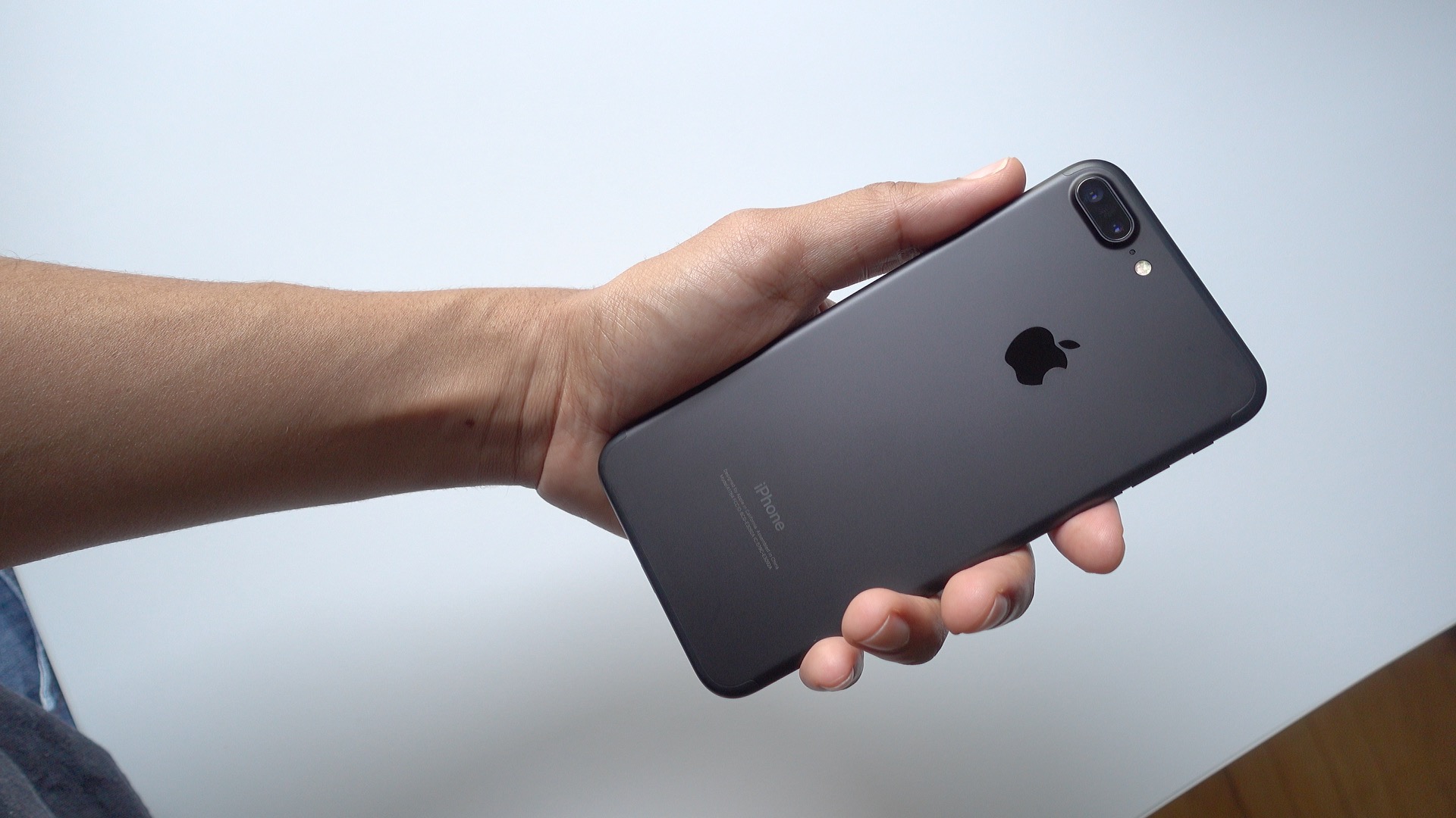 iphone-7-plus-matte-black