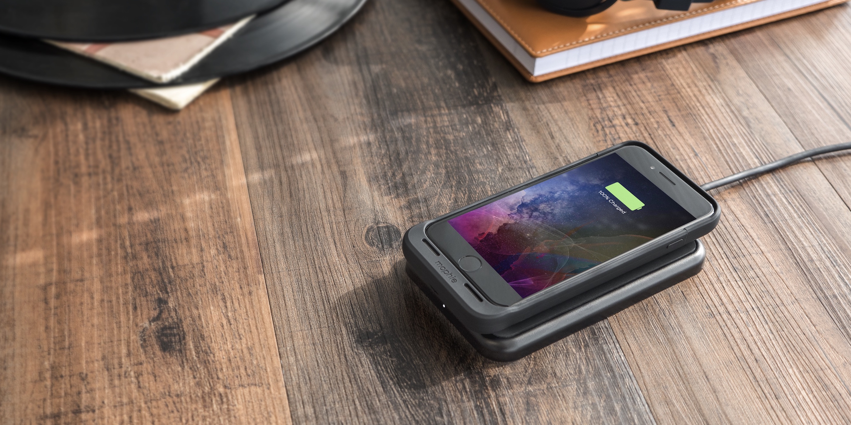 mophie-juice-pack-air-iphone-7-hero