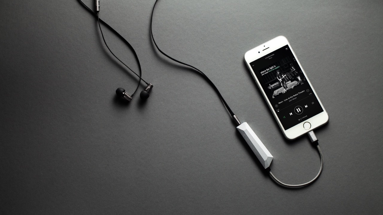 aqua portable headphone amplifier