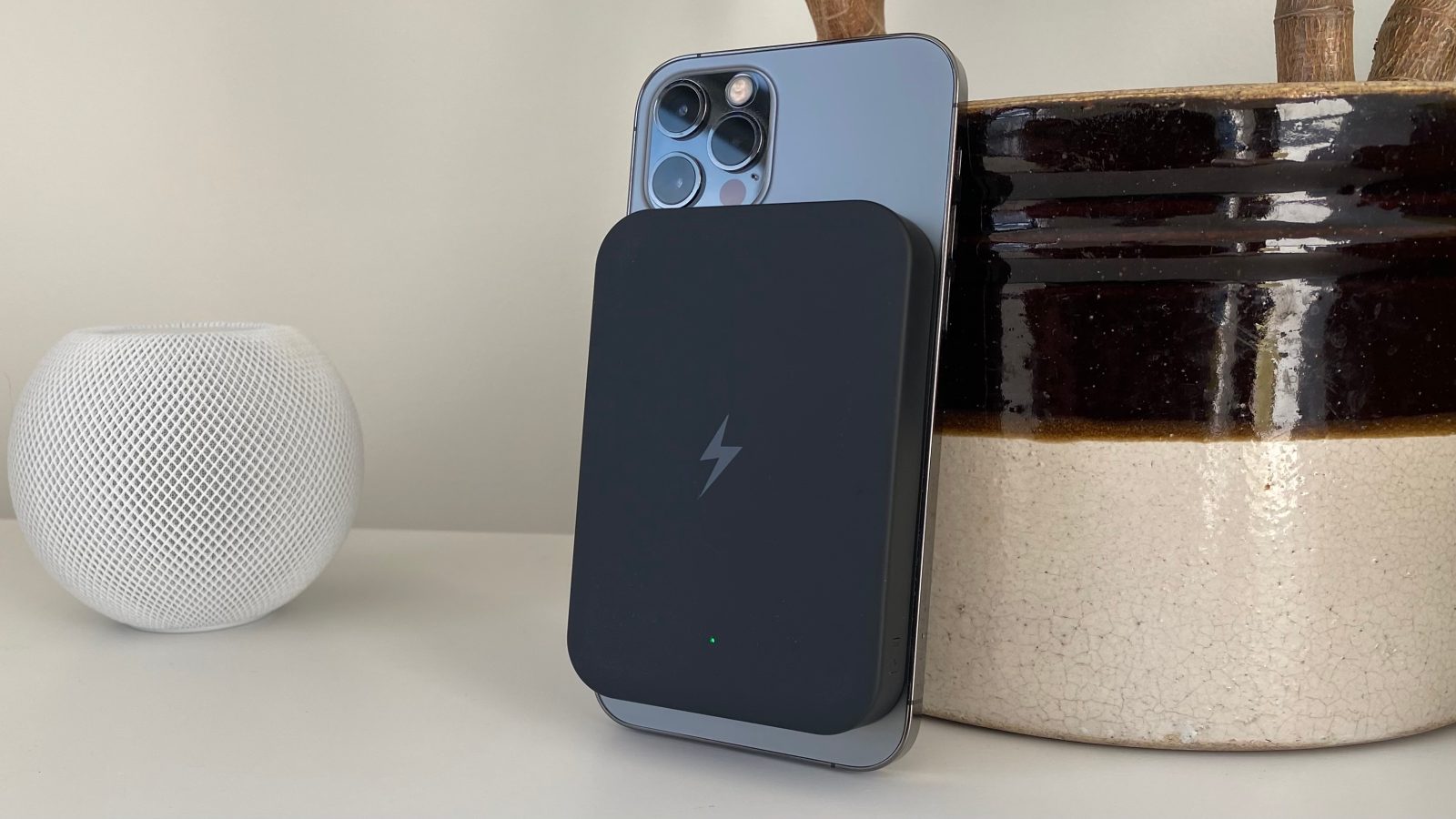 Charge Fast MagSafe Power Pack Air MagSafe portable battery for iPhone 12