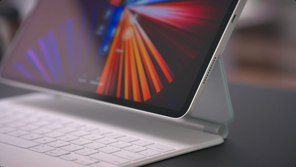 11-inch iPad Pro miniLED display