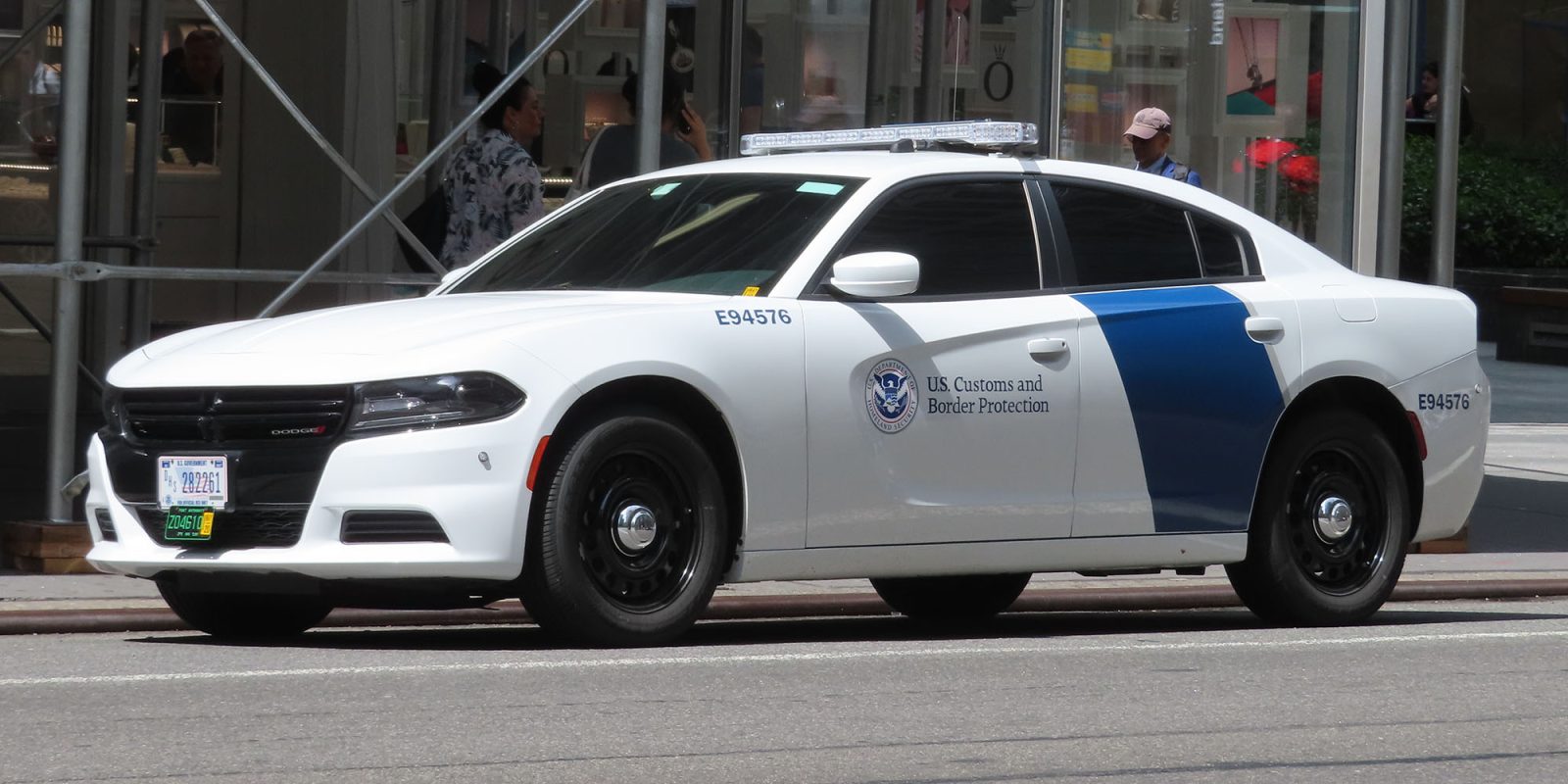 Fake AirPods US Customs report | USCBP car shown