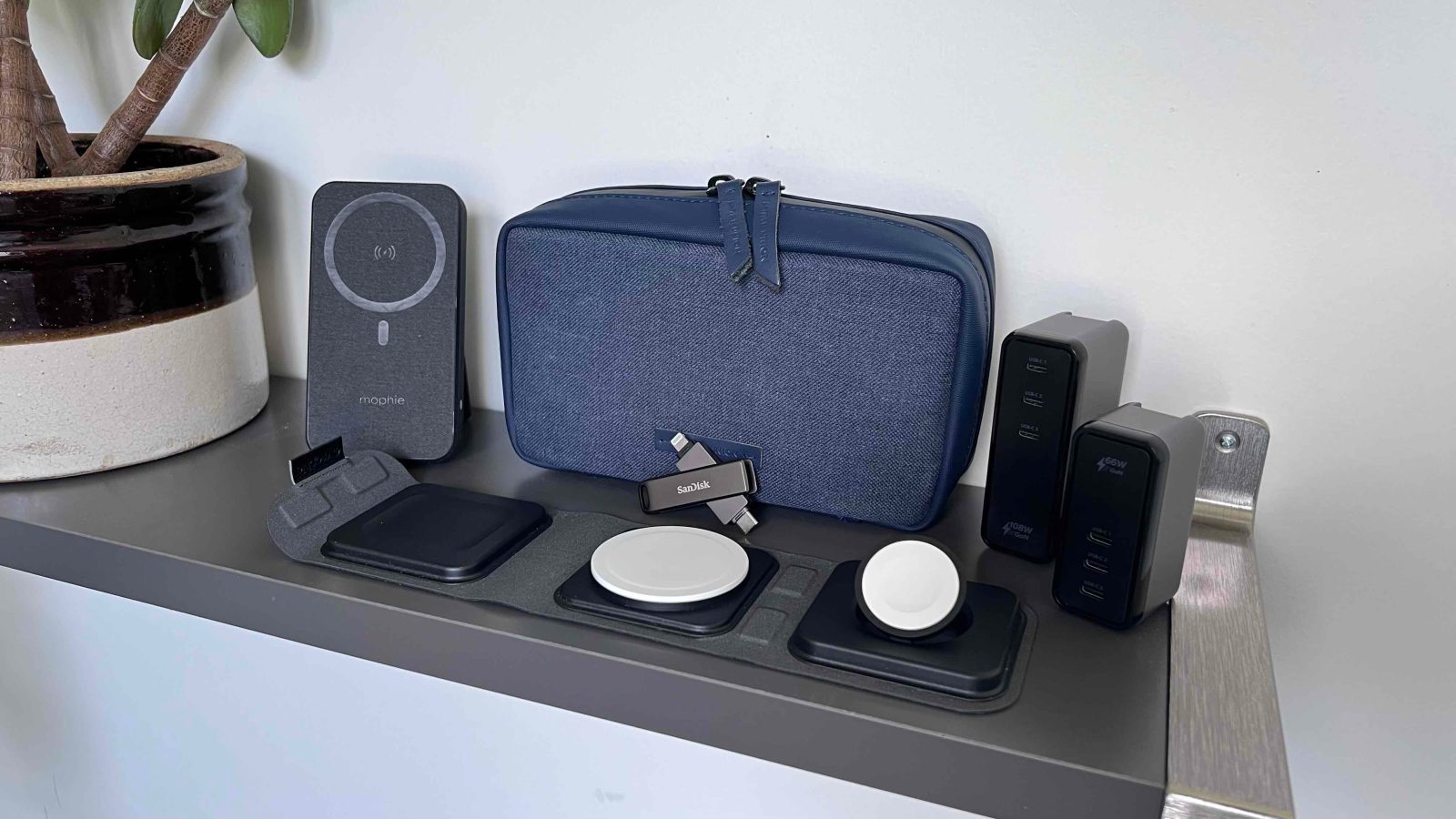 travel accessories for iPhone