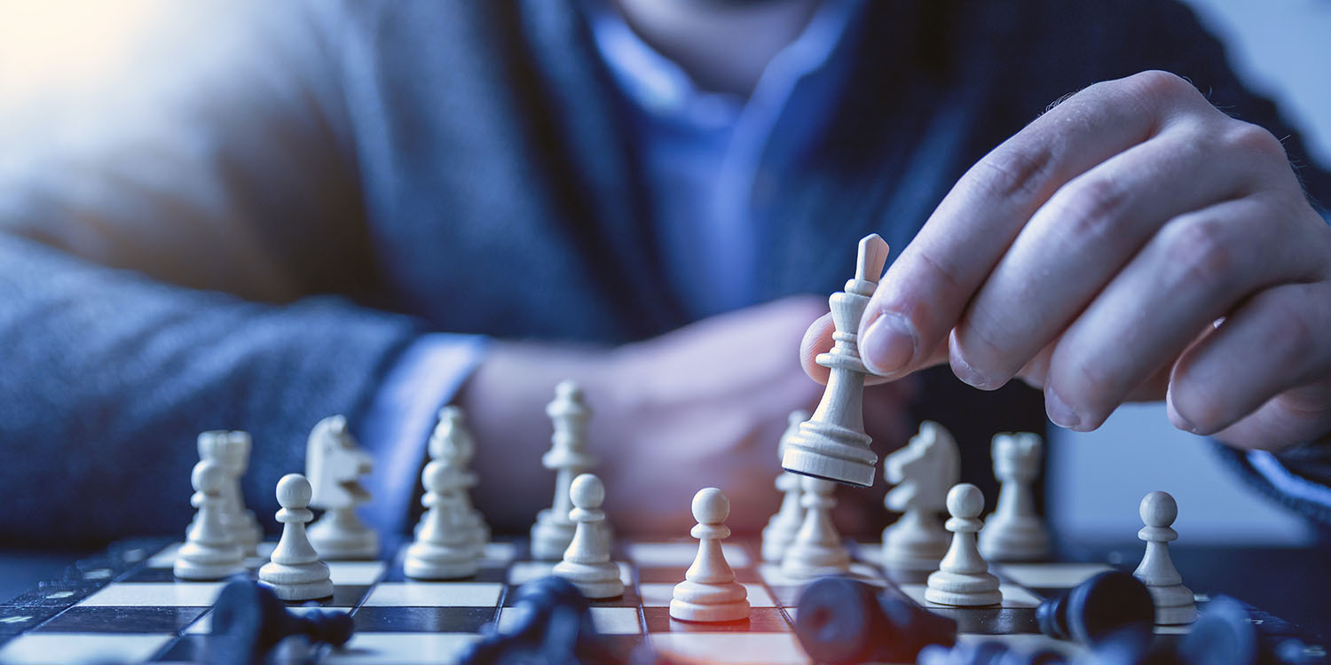 Apple patent infringement | Chess set