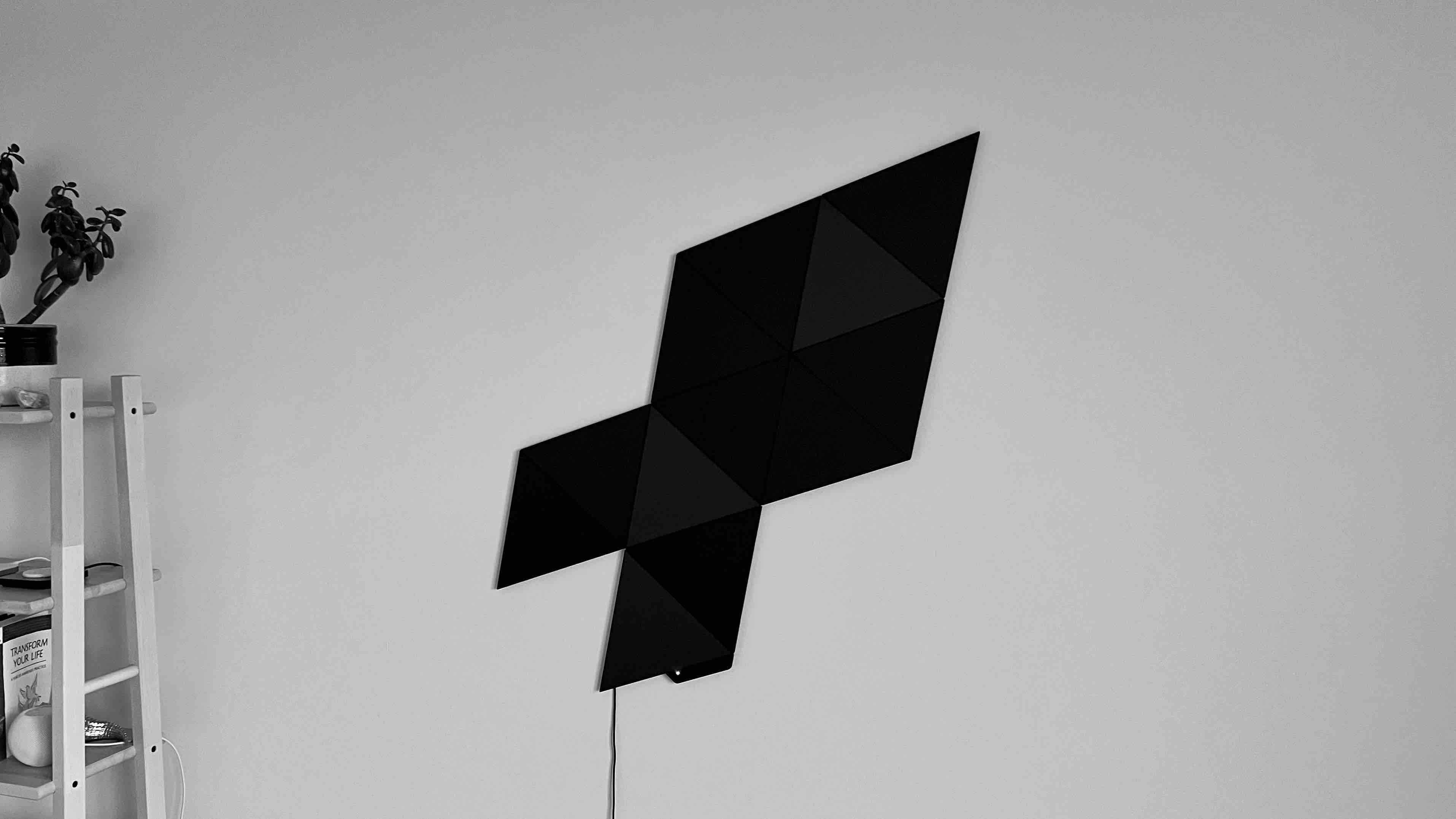 Nanoleaf black HomeKit lights off