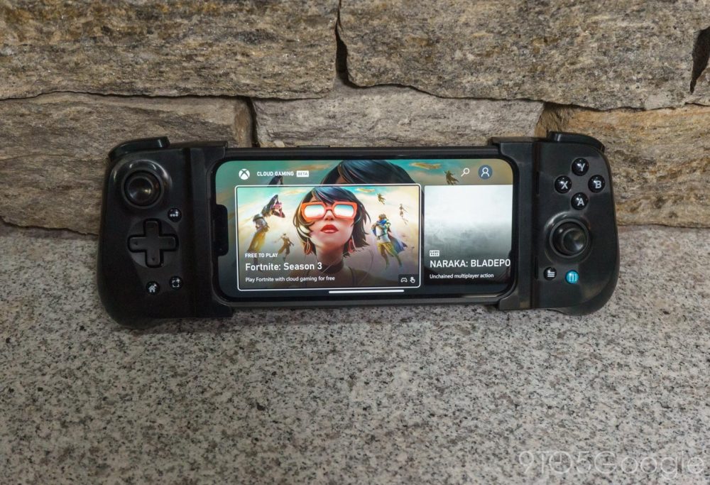 Gamevice Flex in a thick Otterbox case, displaying Xbox Game Pass