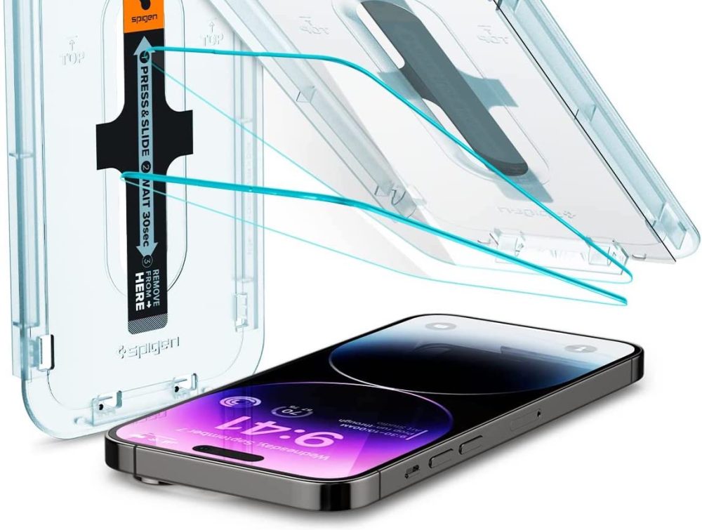 best iPhone 14 cases - screen protectors