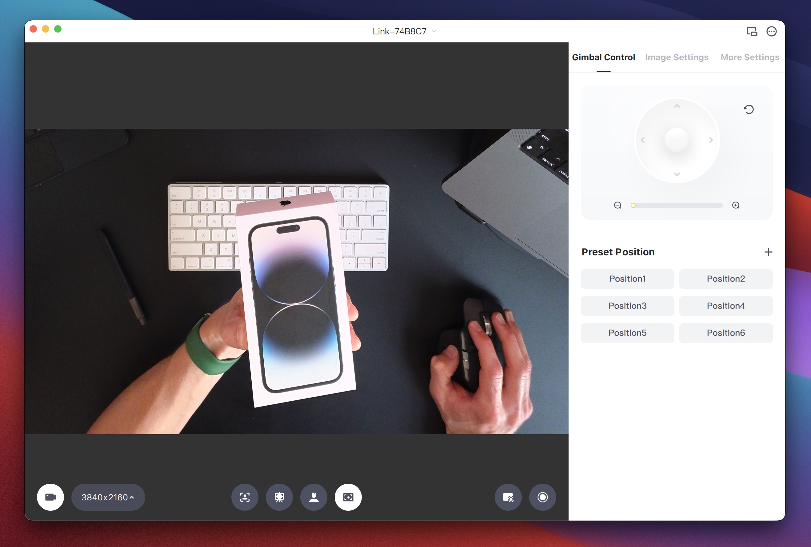 Insta360 Link 4K webcam DeskView