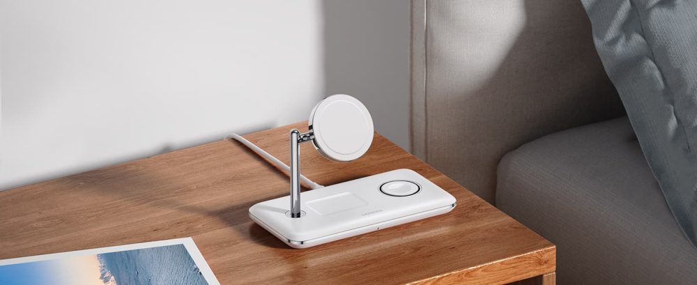 UGREEN 3-in-1 MagSafe Wireless Charging Station