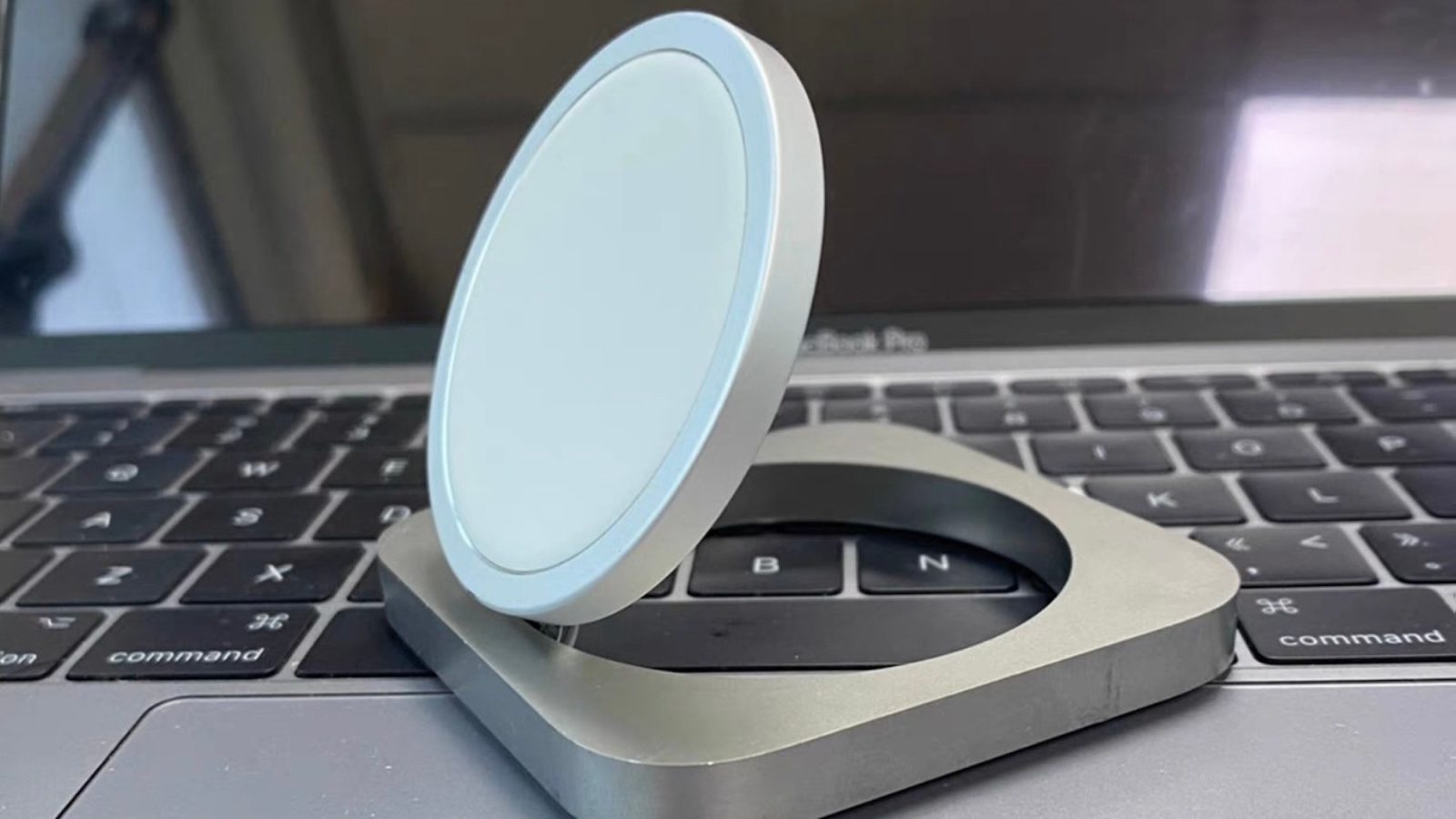 magic charger iPhone