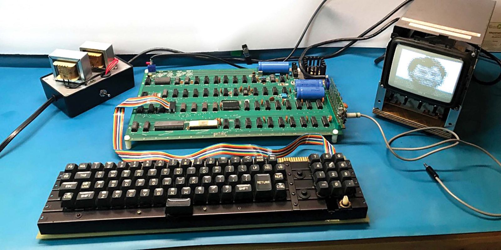 Apple-1 auction