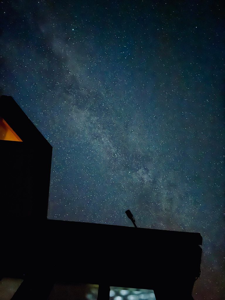 iPhone 15 Pro Max night mode image