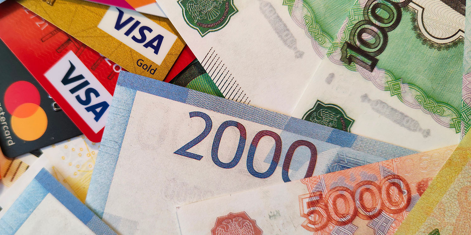Russia has fined Apple | Roubles and credit cards