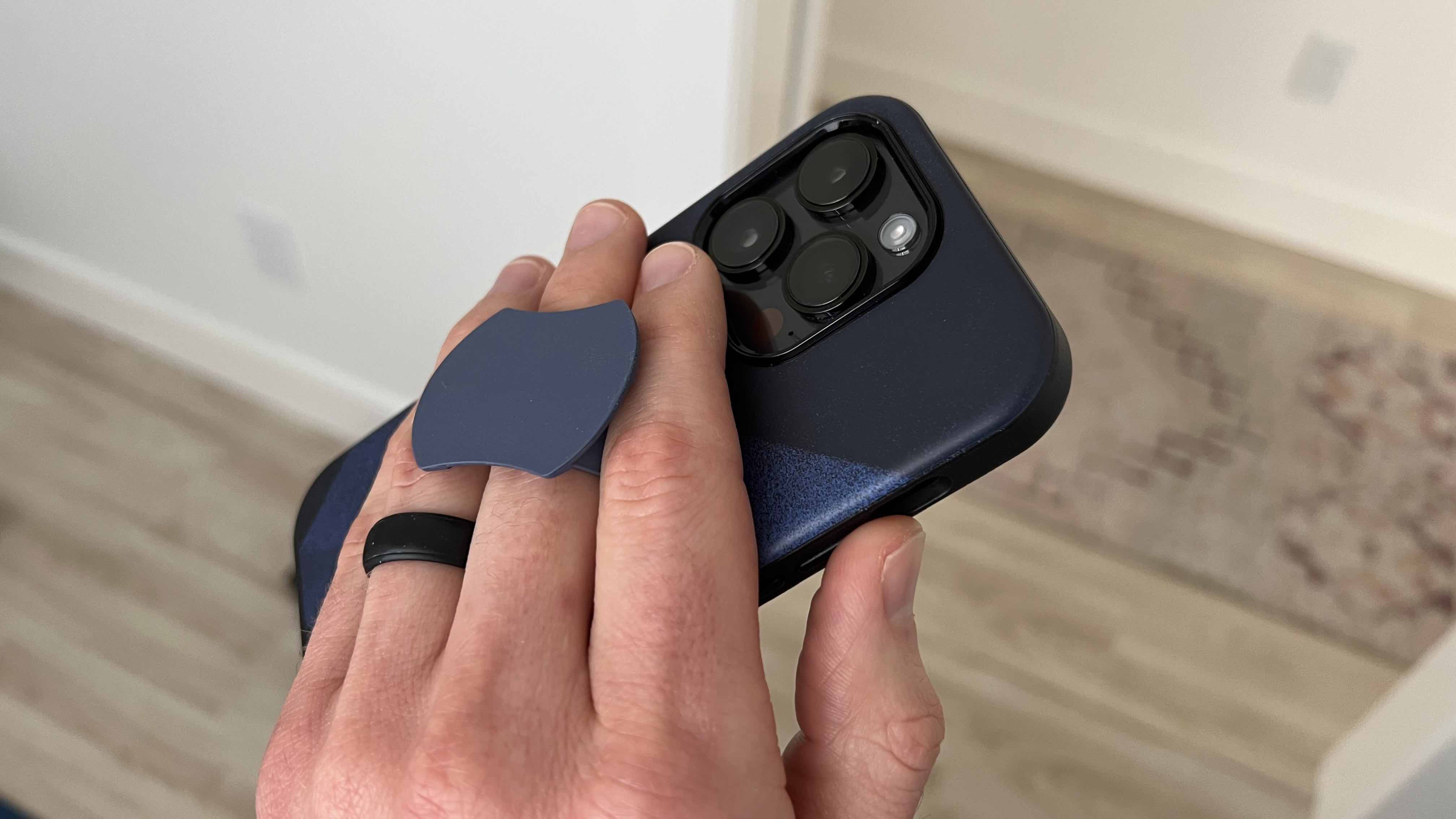 OtterGrip iPhone case review in use