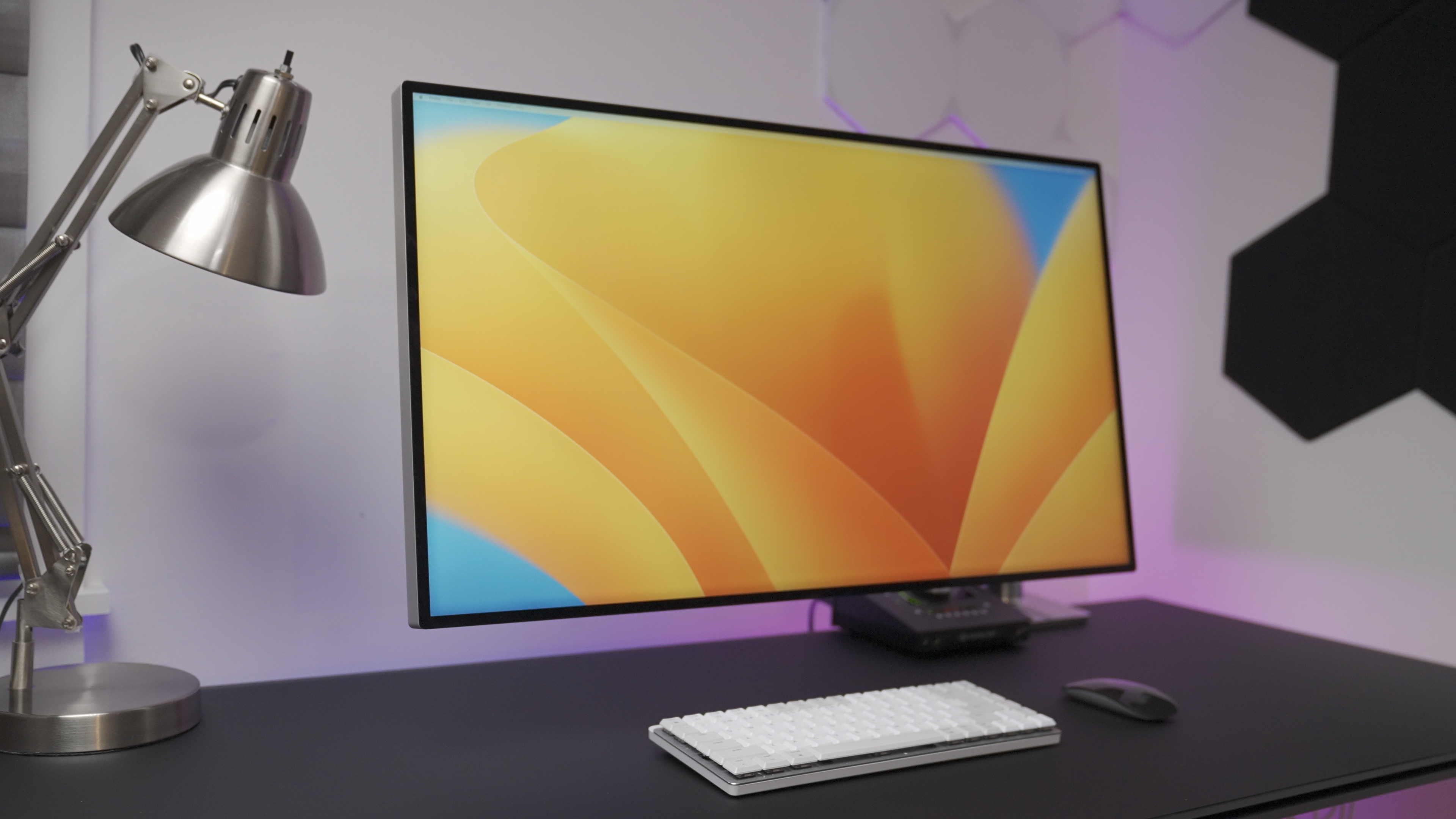 Best Thunderbolt monitors for Mac Pro Display XDR