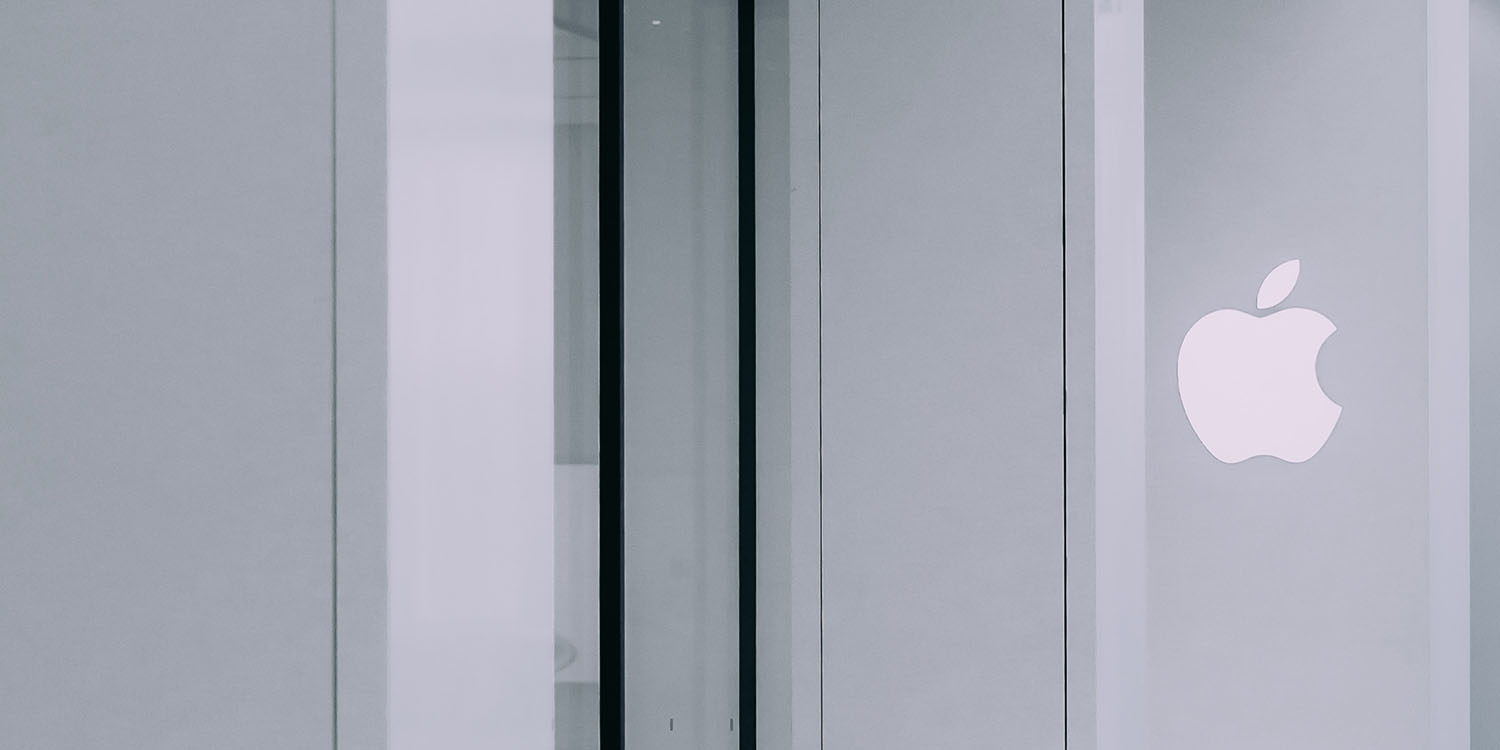 TSMC revenue falls | Apple Store, Mall of the Emirates, Dubai