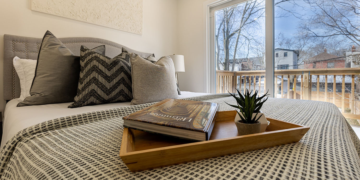 Airbnb Rooms | Stylish bedroom