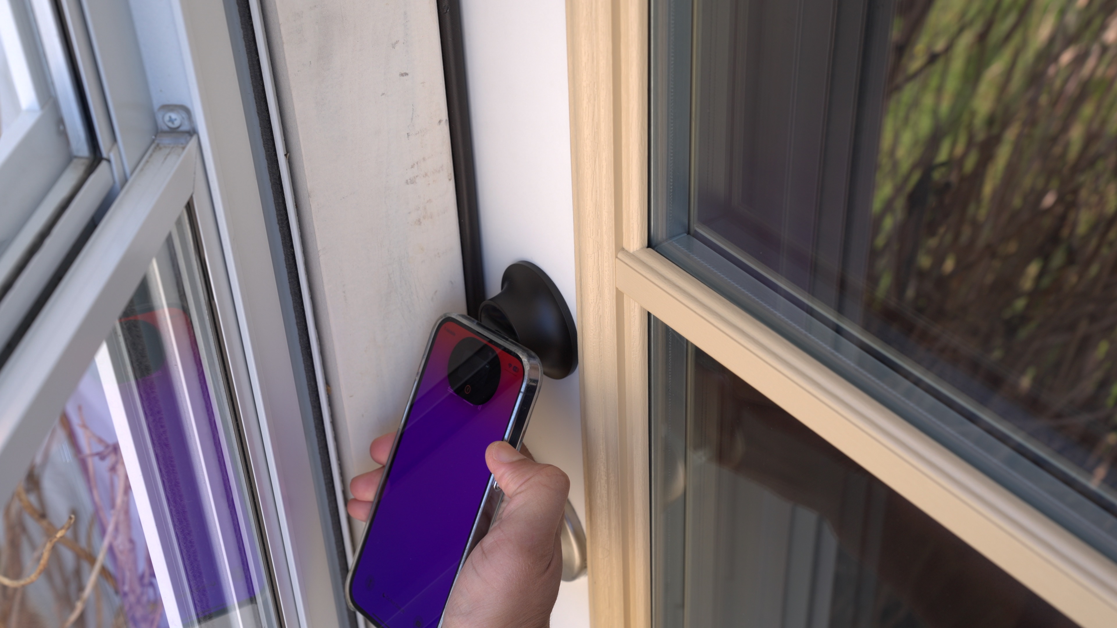 Using Apple Home Key to unlock door with Level Lock+.