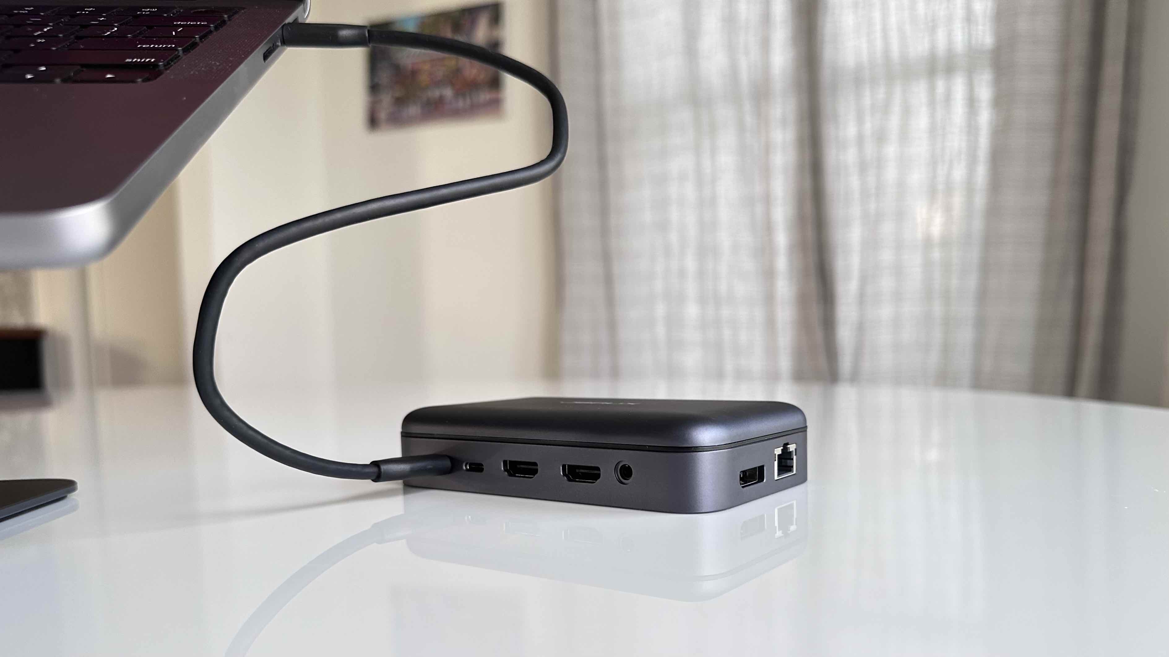 JSAUX Omni2Case 2 Pro connected