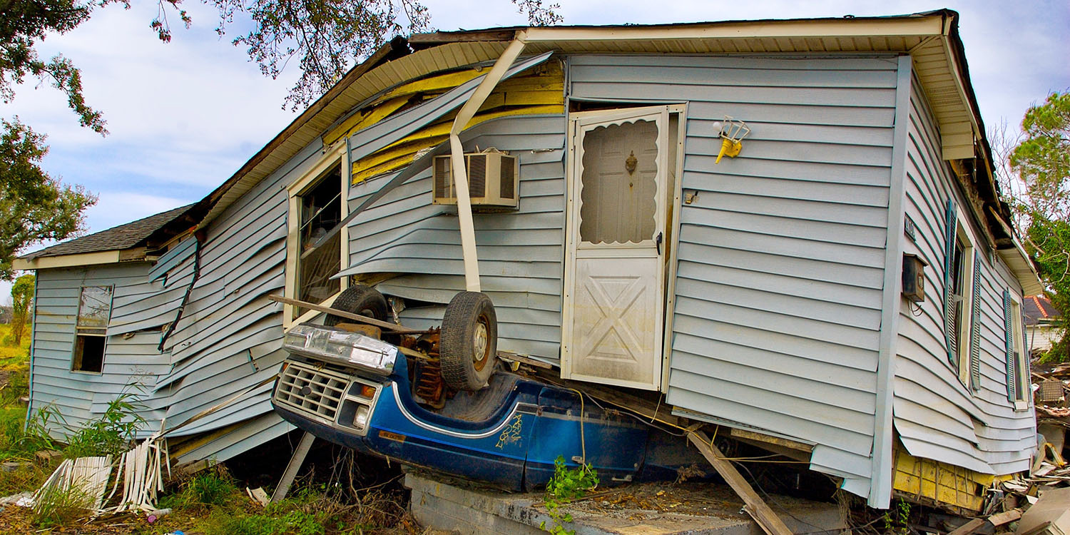 Reddit usage metrics | Disaster photo