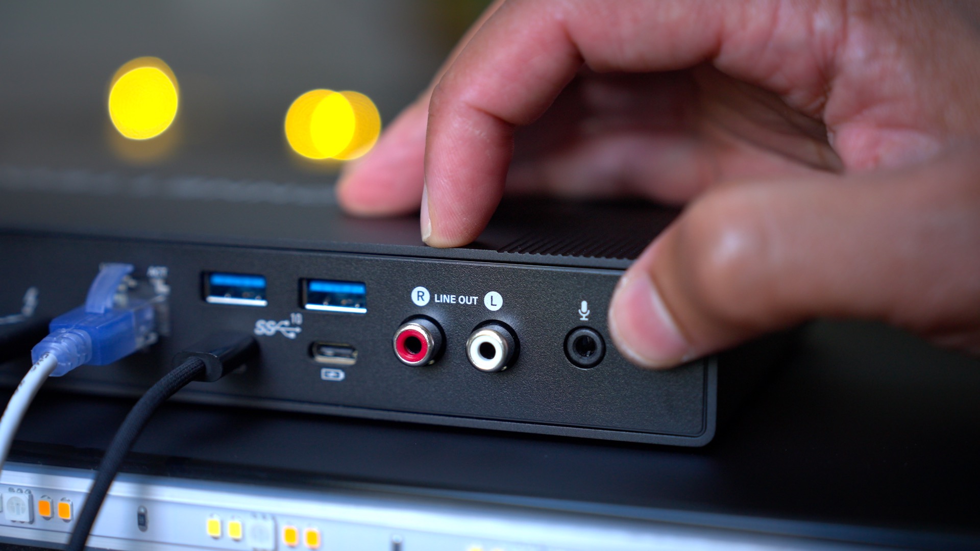 Sonnet Super Dock rear panel with Line Out