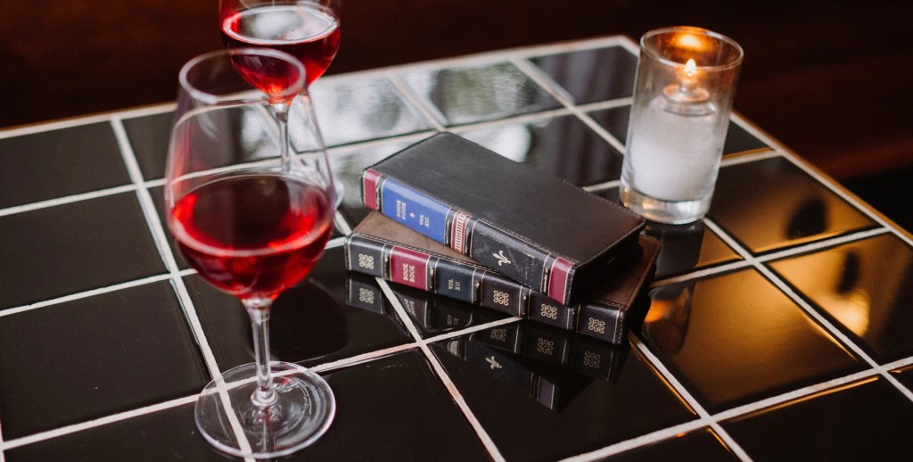 Twelve South best iPhone 15 cases