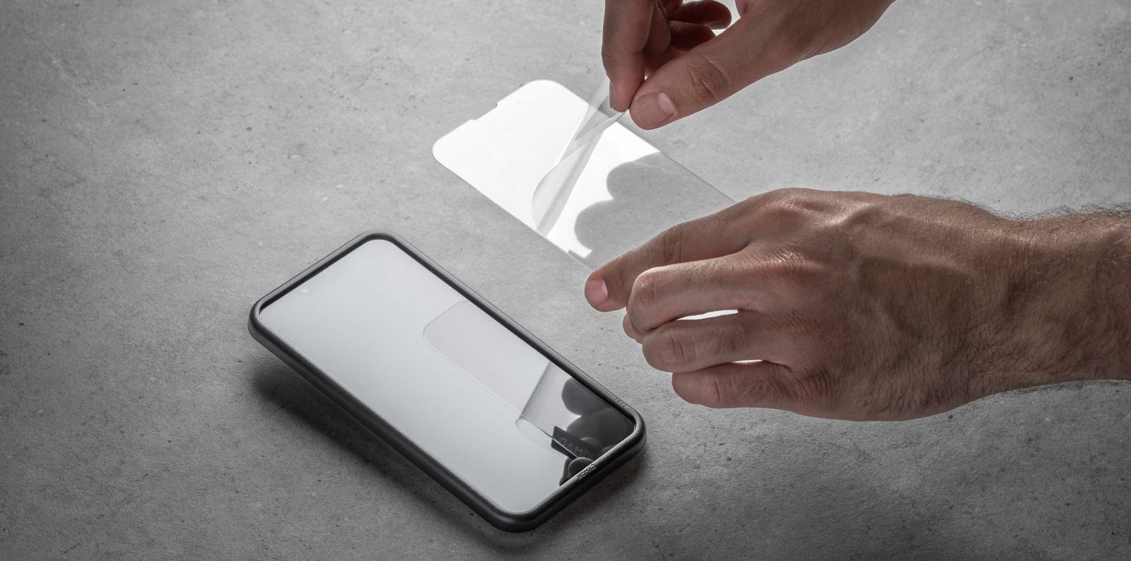 Should Apple make screen protector?