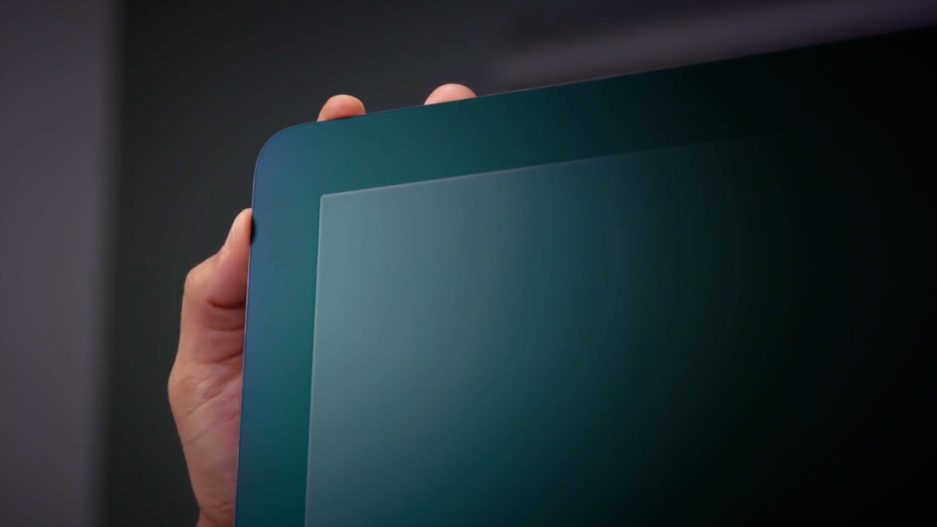 5K iMac Nano Texture display up close rejecting reflections