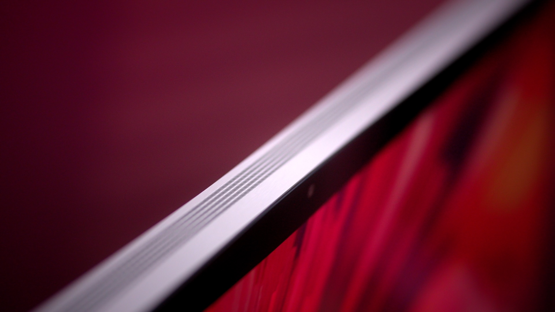 Studio Display Speakers, Microphones, Webcam vs Dough Spectrum One