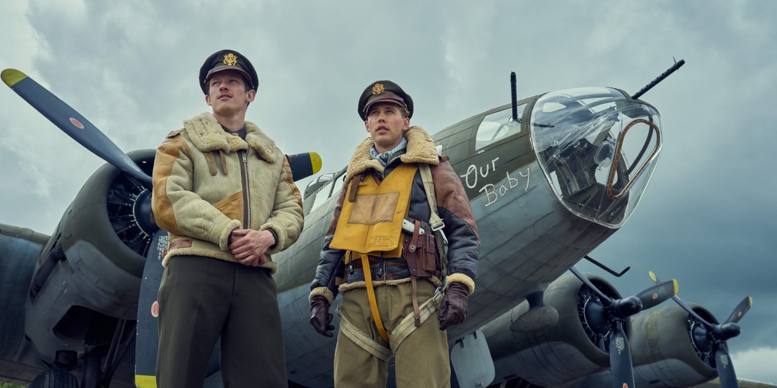 Austin Butler and Callum Turner in Masters of the Air