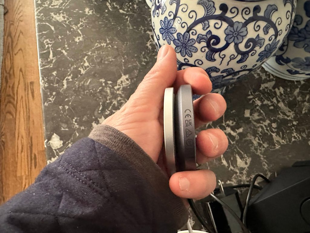 Anker MagGo Magnetic Wireless Charger