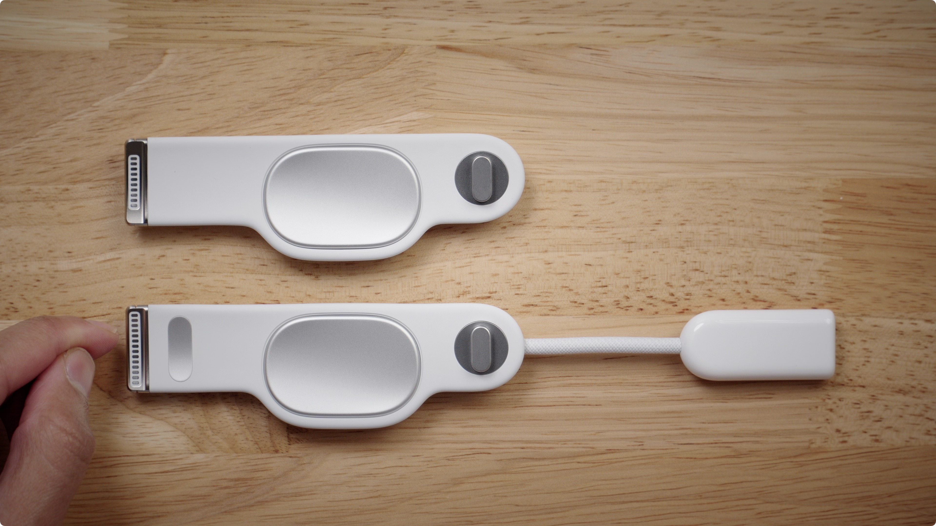 Apple Vision Pro Developer Strap side by side with Audio Strap