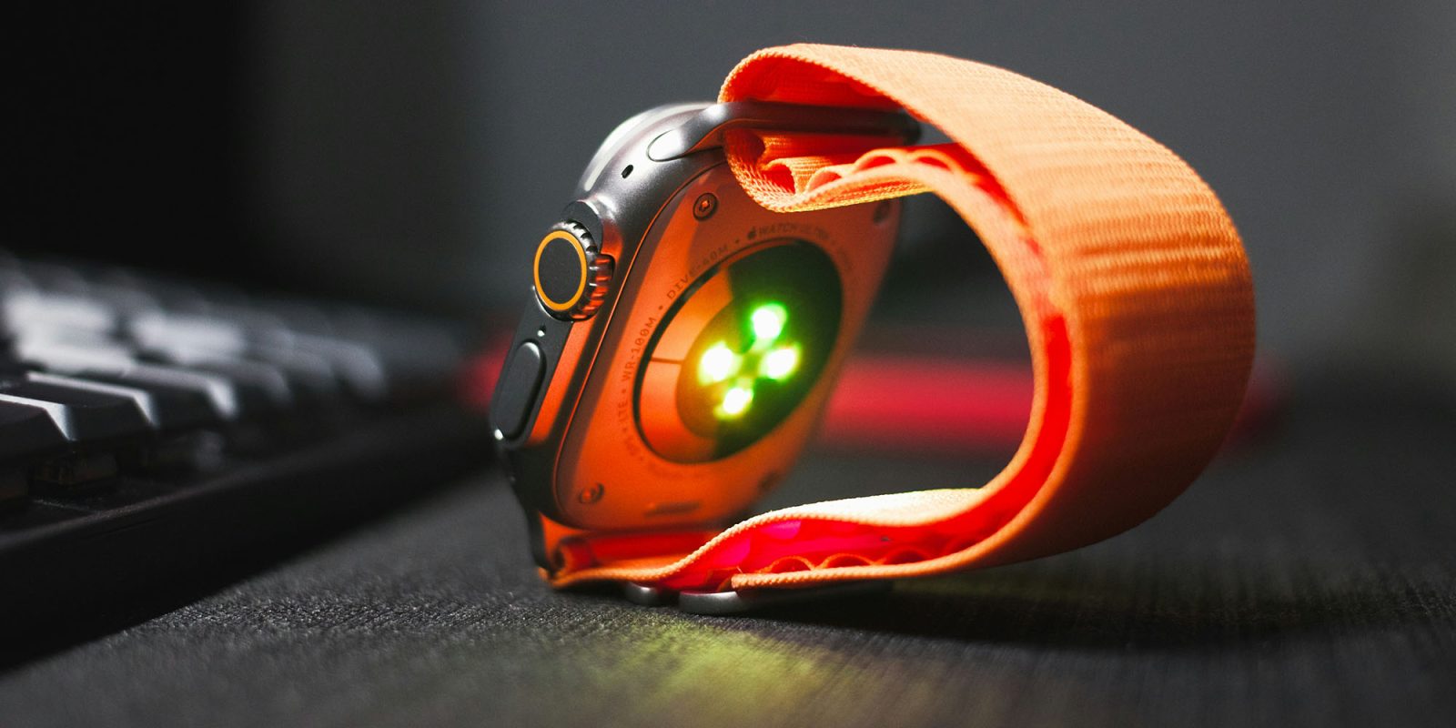 Micro-LED Apple Watch Ultra | Existing model shown