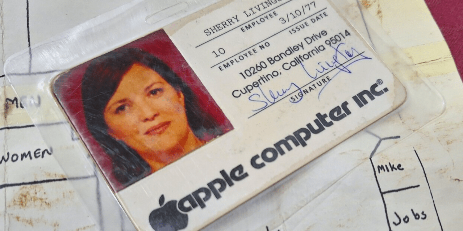 A photo of the pass and map from the forged eBay listing