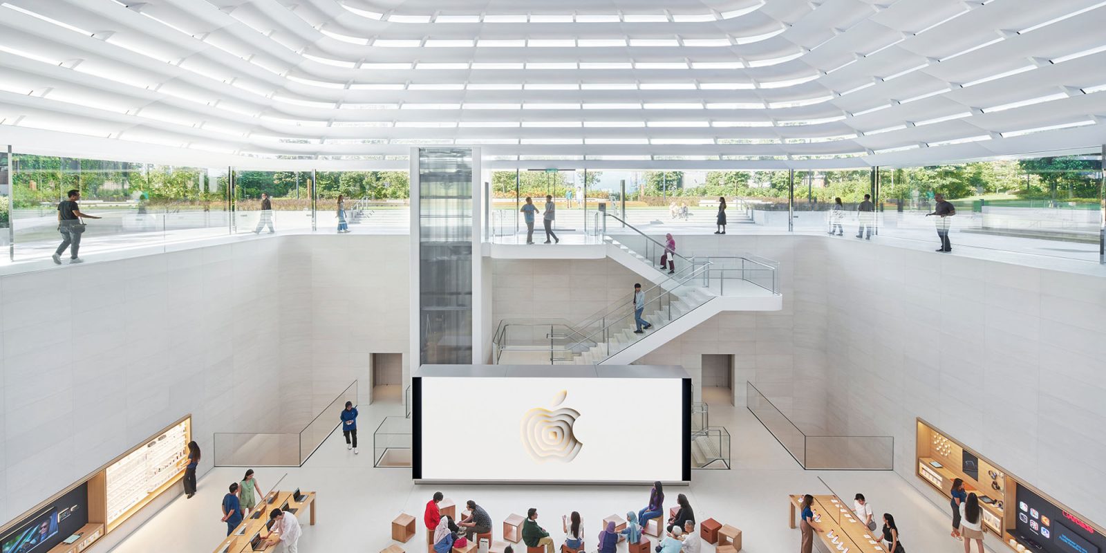 Apple Store TRX in Kuala Lumpur | Interior photo