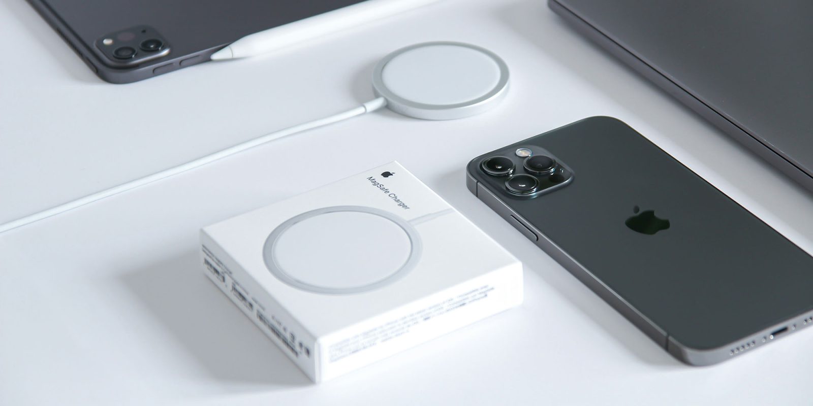 Upcoming Apple MagSafe charger suggests iPhone 17 may support 50W charging | Existing model shown